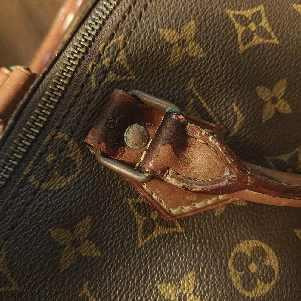 Louis Vuitton Monogram Speedy 35 - Picture 9 of 16